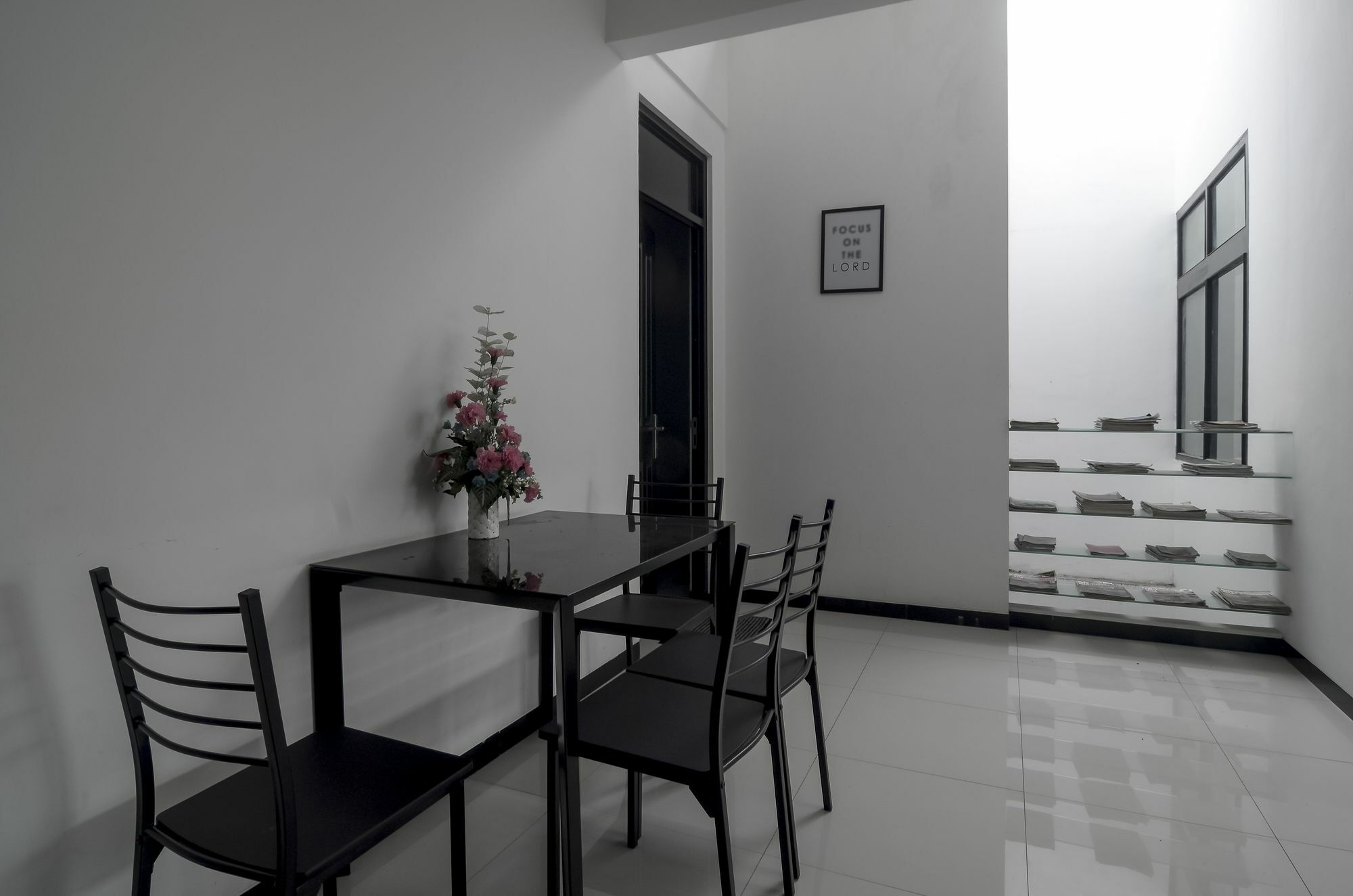 Reddoorz Near Poncol Station Hotel Semarang Exterior photo